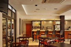 6-M-Hotel-Dining